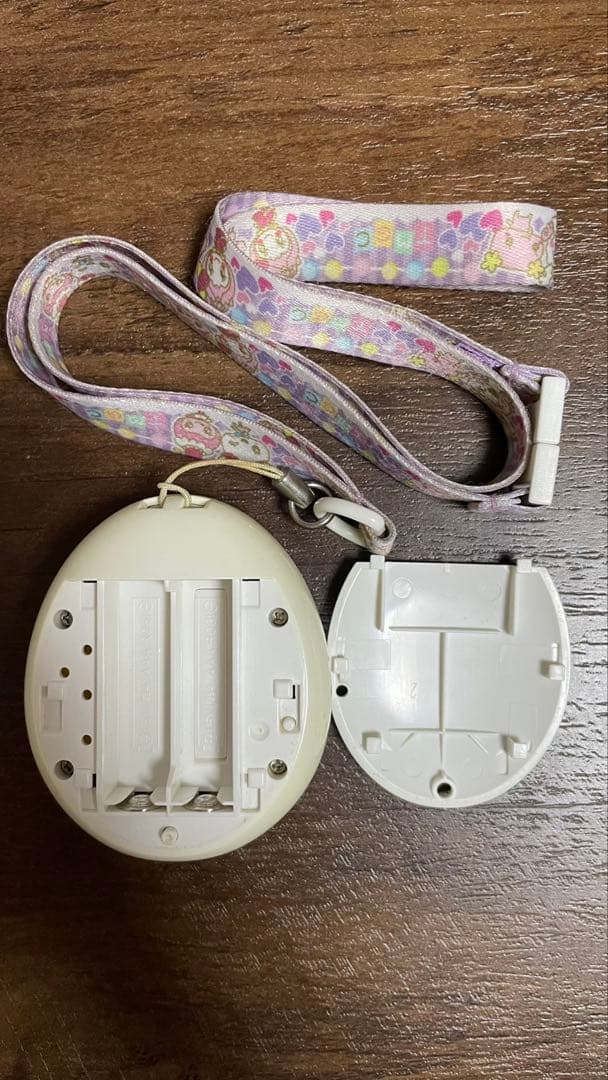 たまごっちみくす 20thAnniversaryロイヤルホワイト