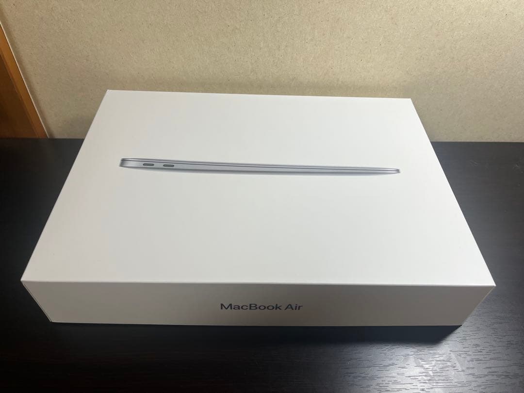 【極美品】箱付き MacBook Air M1 256GB 8GB