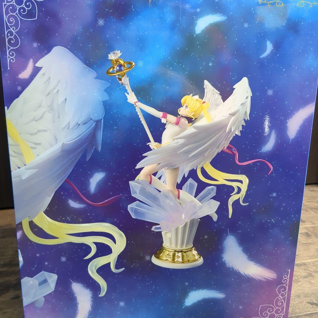 新品　セーラームーン　コスモス　30th フィギュア