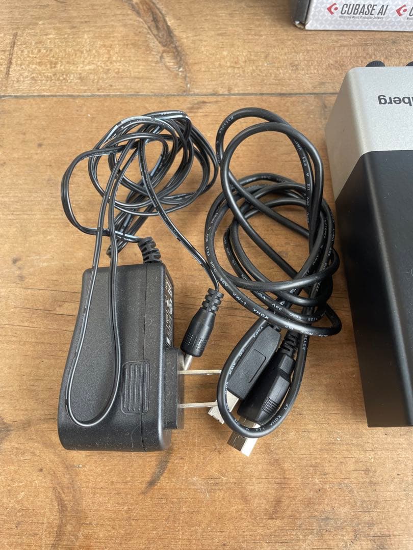 Steinberg UR242 USBオーディオインターフェイス　付属品有り