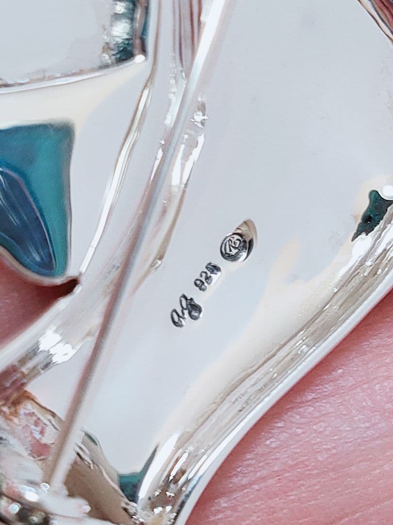 未使用品 碌山 翼ある馬 ペガサス エメラルド シルバー ブローチ