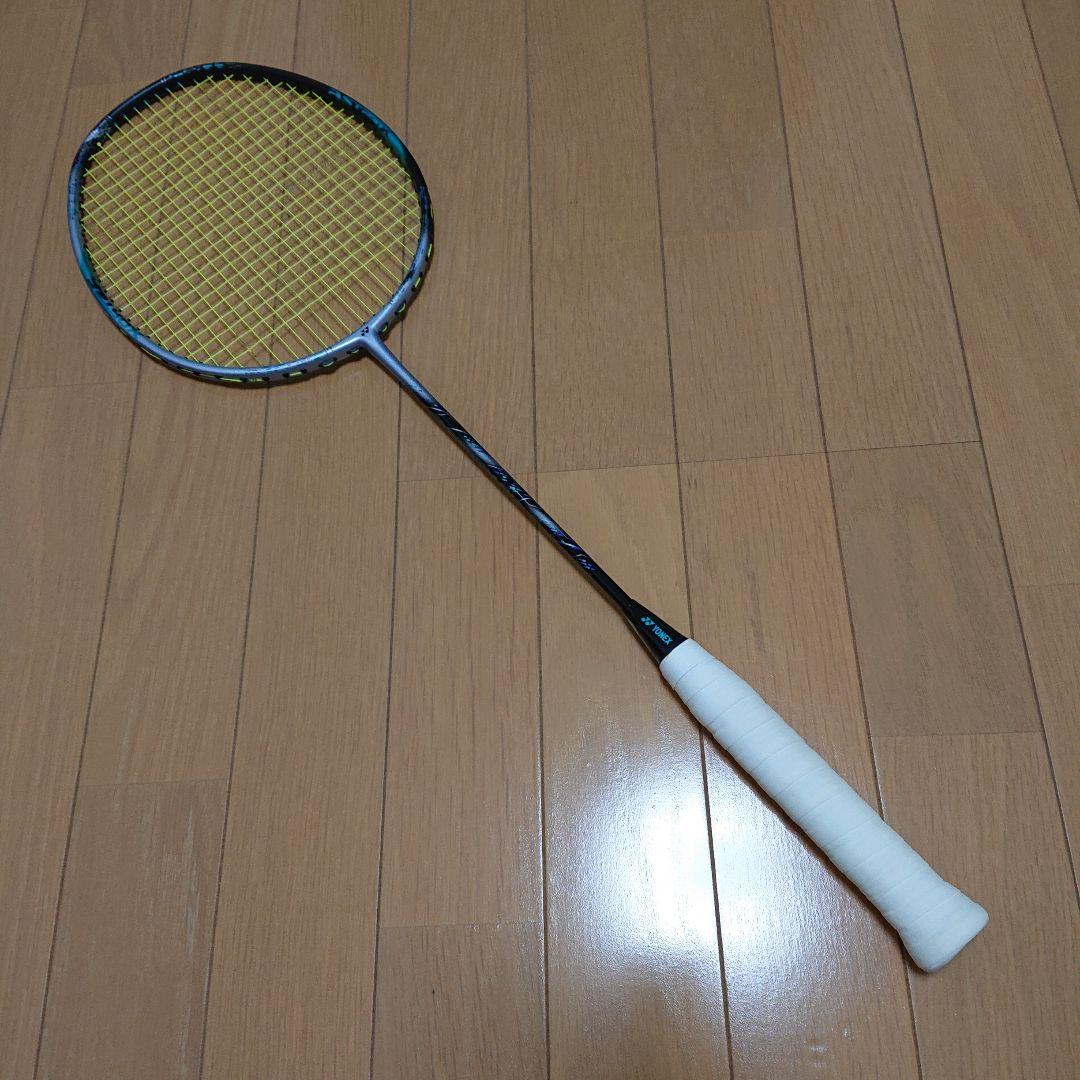 【塩谷】ヨネックス アストロクス88Sプロ バドミントンラケット