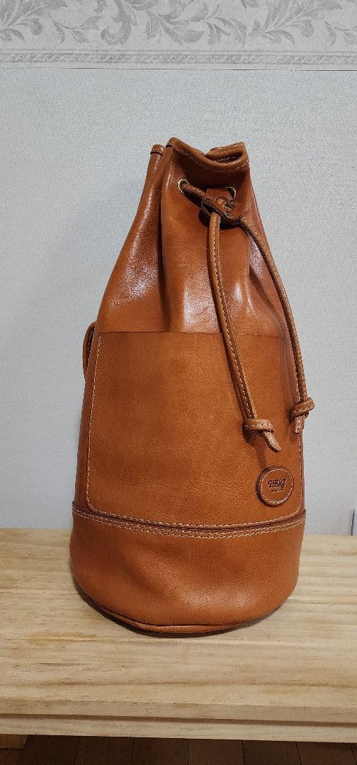 HERTZ　ソフトレザーのボンサック