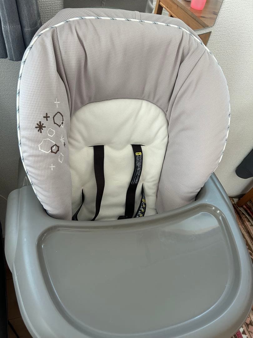 コンビ ネムリラFF/キャンディベージュ 手動