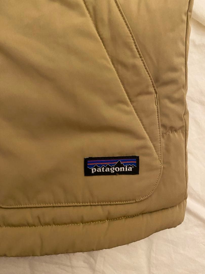 【K@2UK1X 】Patagonia リバーシブルダウンベスト