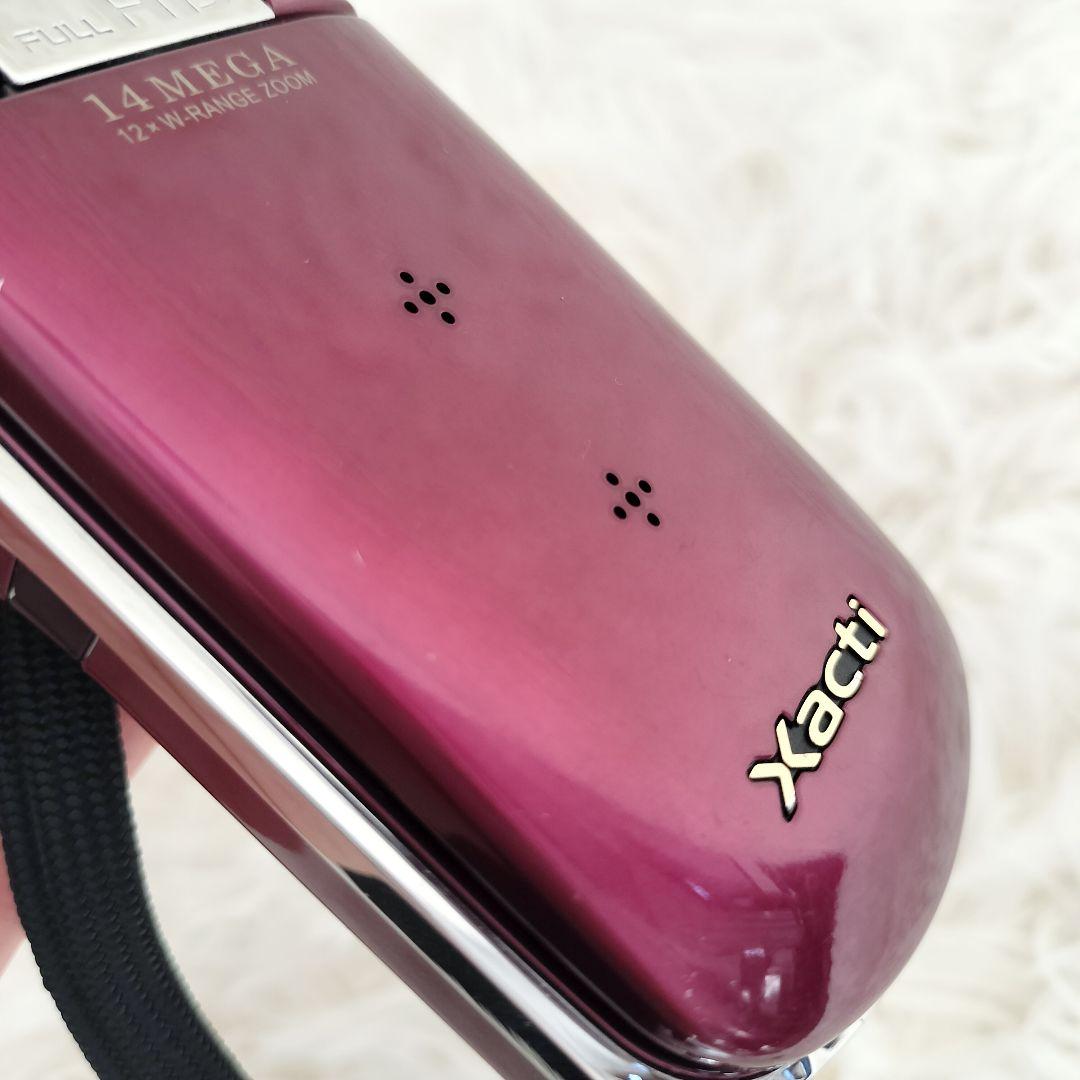 SANYO Xacti DMX-CG100 レッド