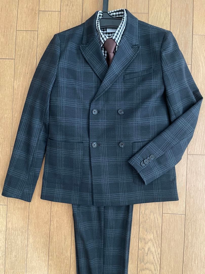 ZARA フォーマルスーツ 152cm シャツネクタイ４点セット②