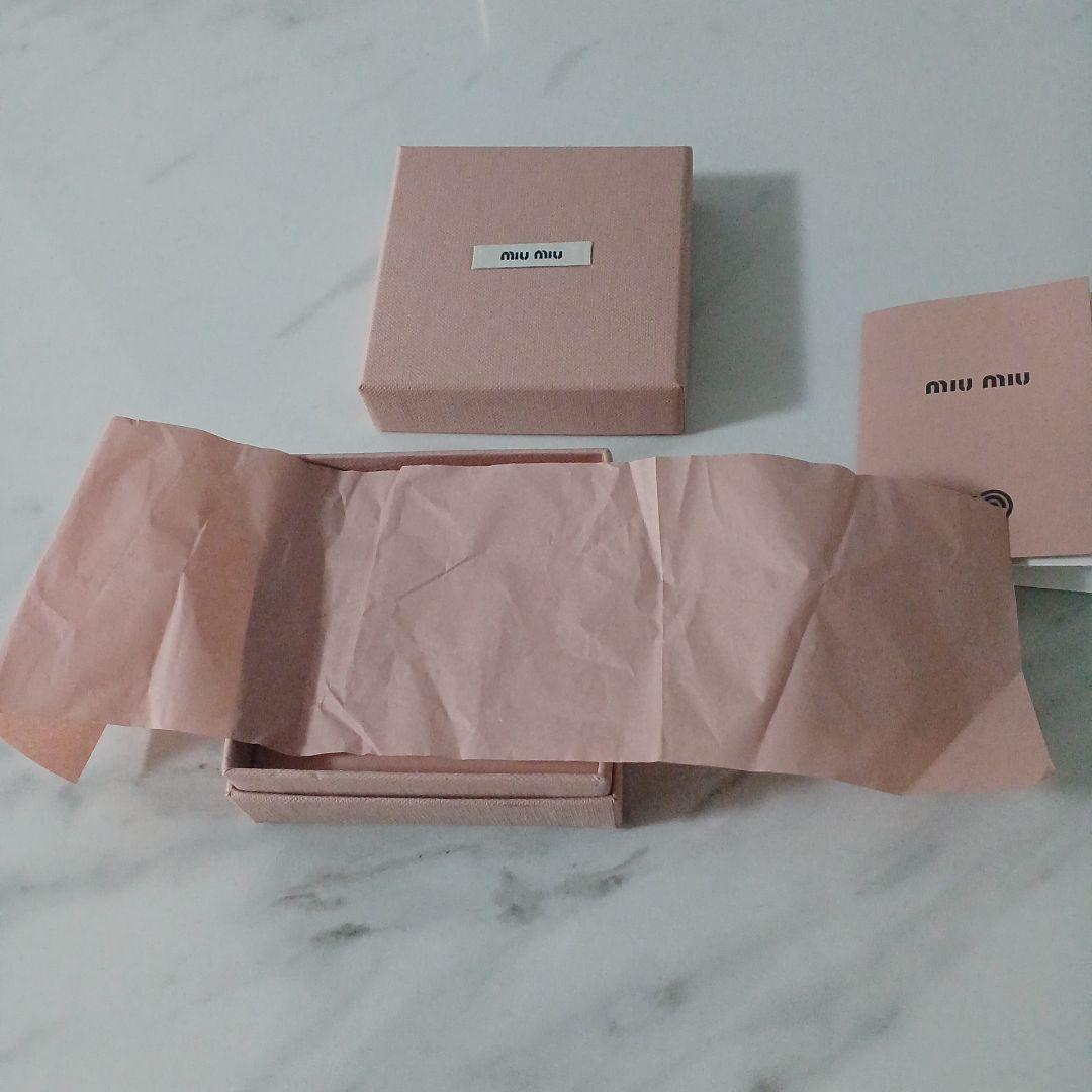 miu miu ヘアクリップ ホワイト