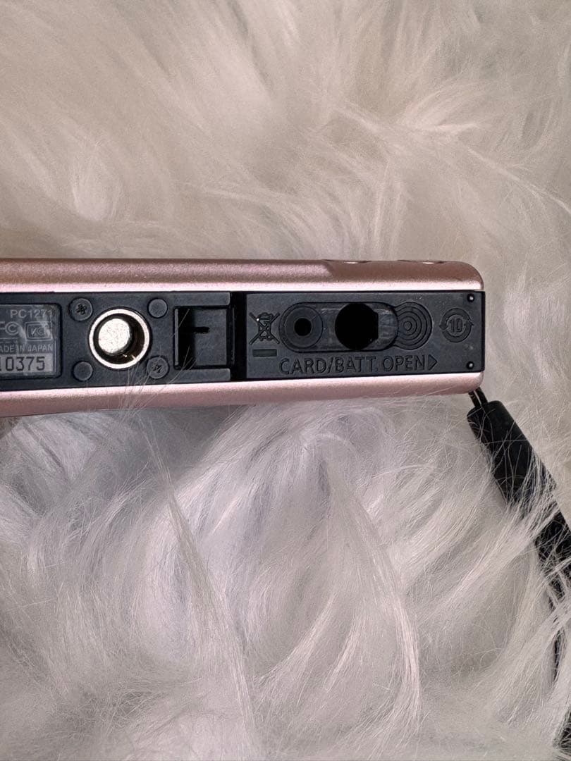 Canon IXY 8.0メガピクセル コンパクトデジタルカメラ 20 IS