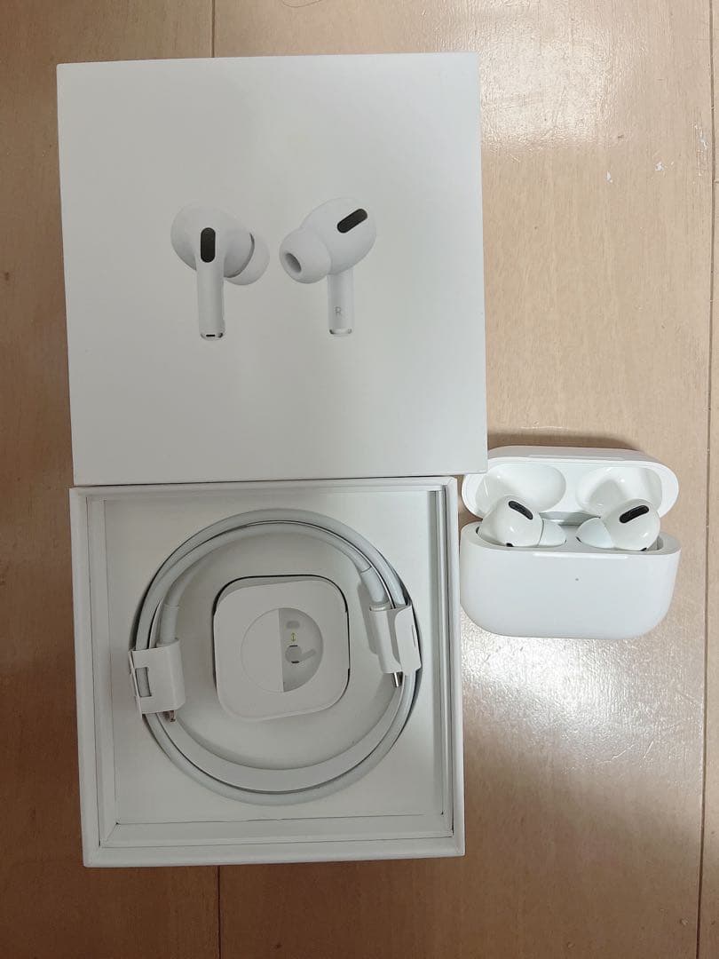 AirPods Pro MWP22J/A 中古品