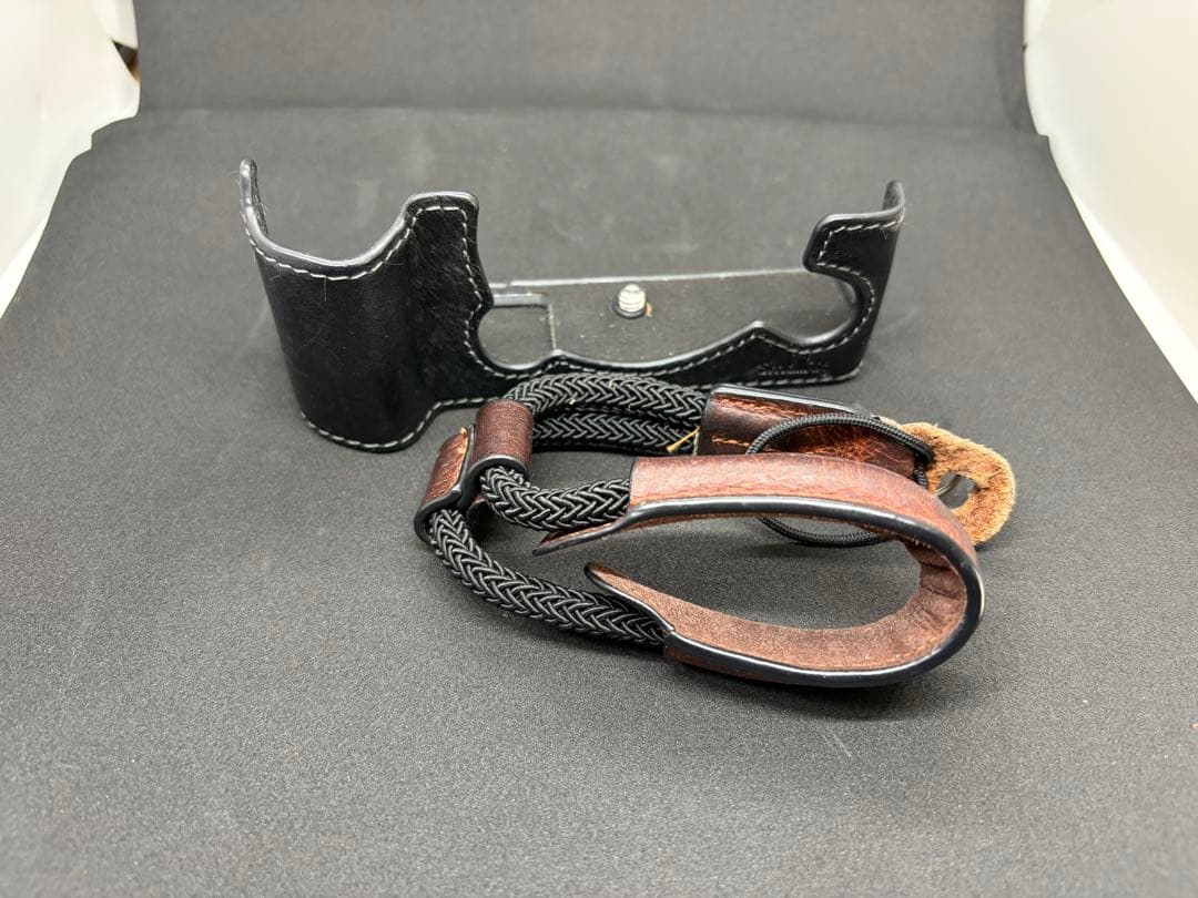 富士フイルム　X-T5 FUJIFILM ミラーレス一眼　カメラ本体+おまけ