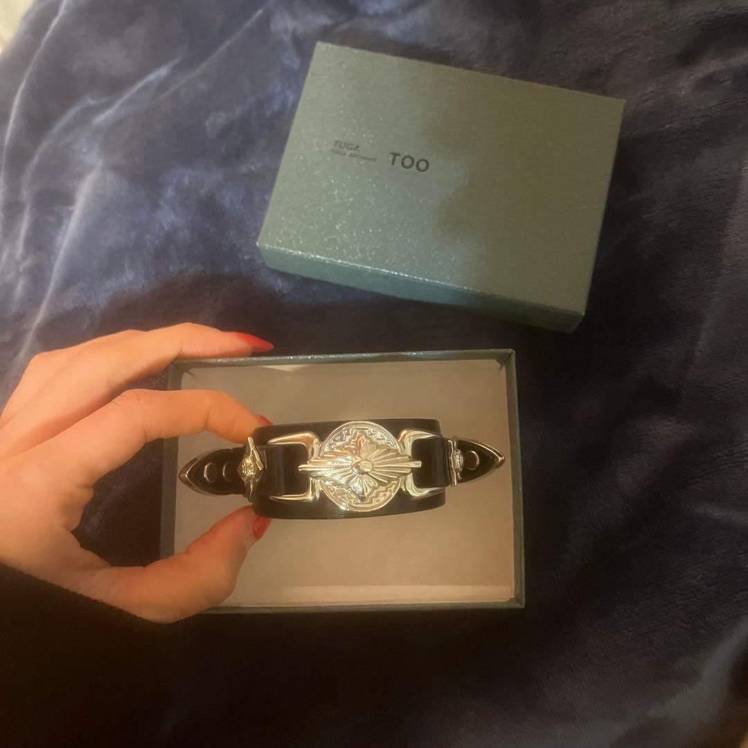 TOGA レザー バングル