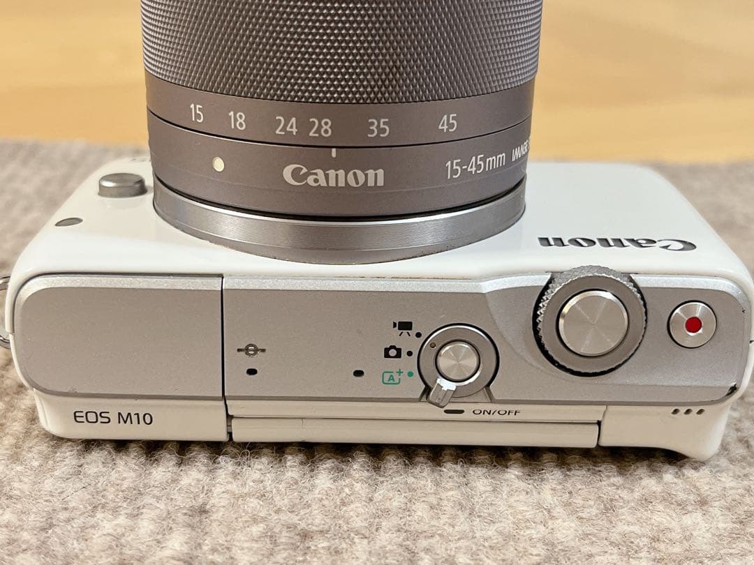 デジタルカメラ Canon EOS M10-WH WZOOMKIT