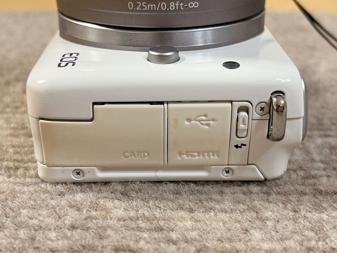 デジタルカメラ Canon EOS M10-WH WZOOMKIT