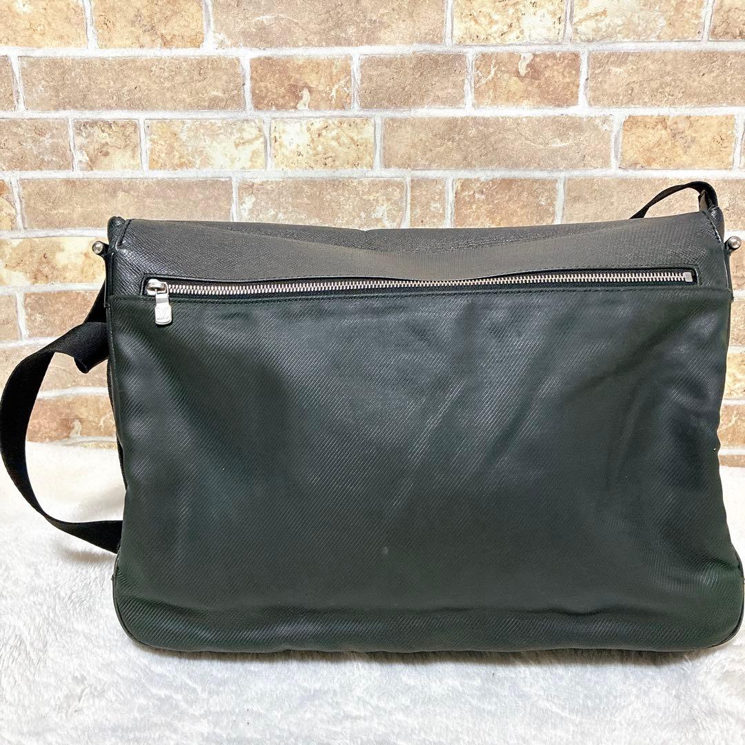 ルイヴィトン　デルスー　タイガ　ショルダーバッグ　メッセンジャーバッグ