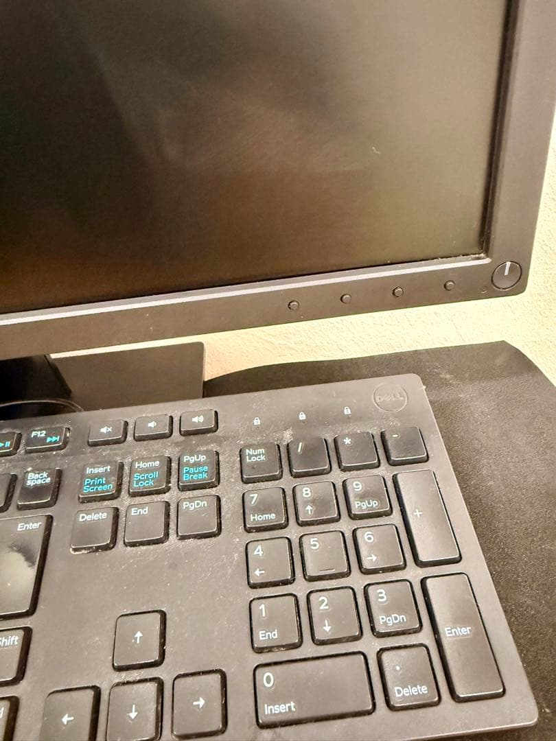 DELL モニター キーボード マウス セット シンプルデザイン 3