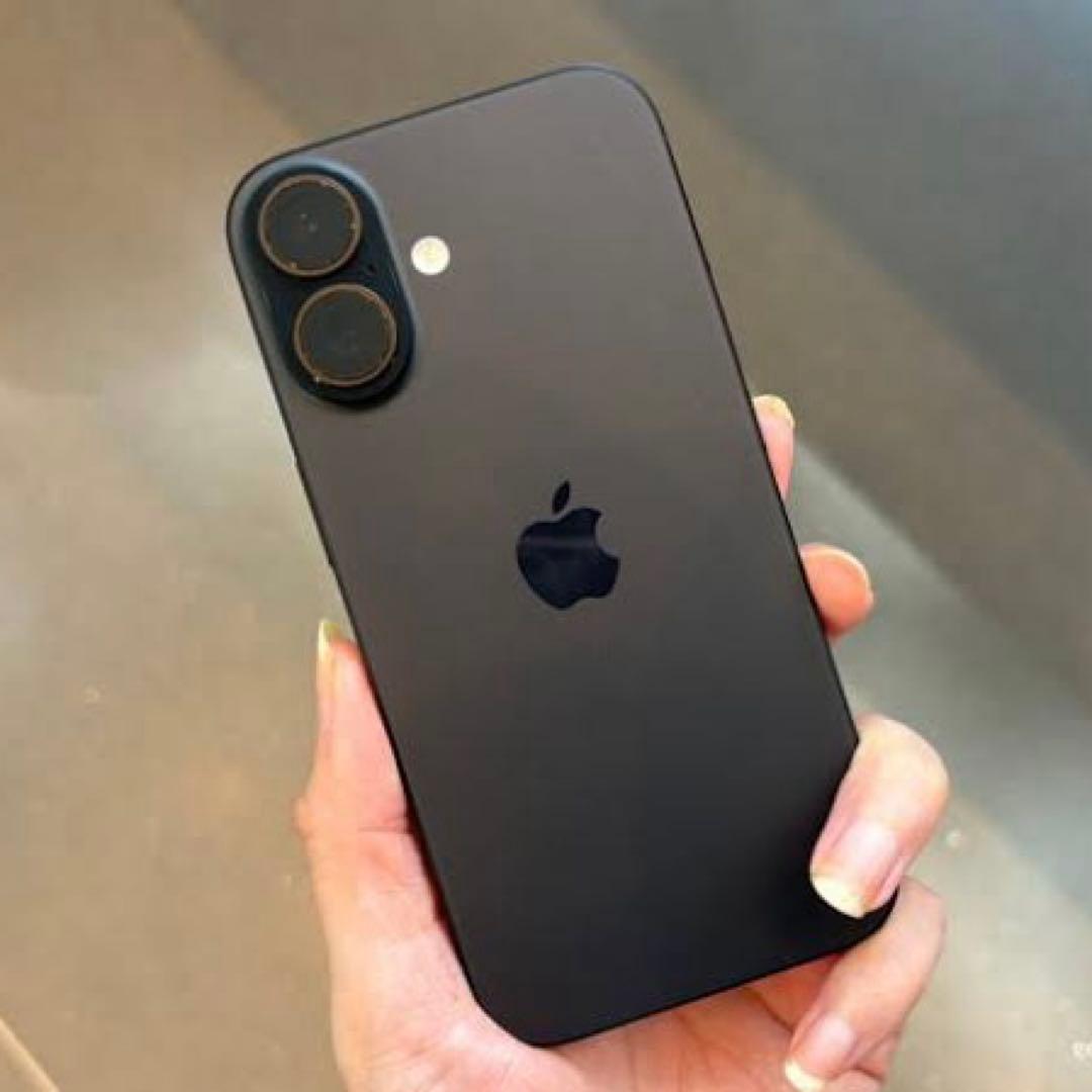 Apple iPhone 16 ブラック 本体　ジャンク