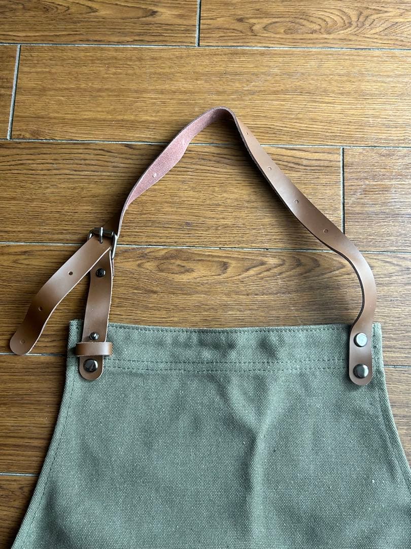 Ardbeg オリーブグリーンエプロン