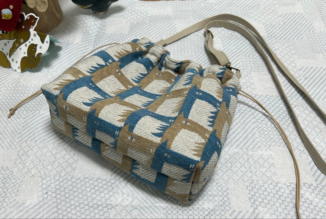 再販ハンドメイド＊ミナペルホネン＊thoroughbred＊きんちゃくポシェット