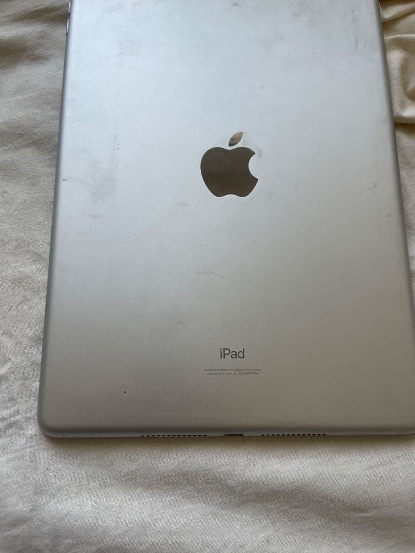 iPad第9世代 10.2型 Wi-Fi 64GB シルバー