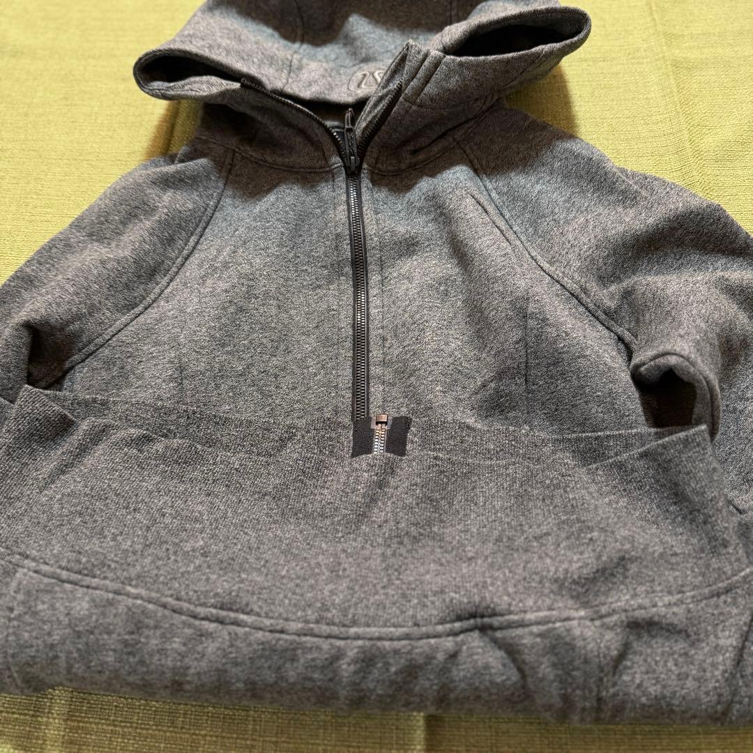 Lululemon サイズ8 グレー フルジップパーカー