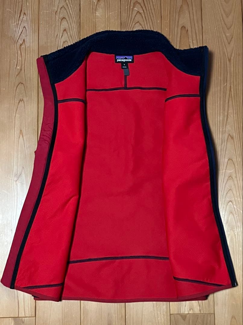 patagonia レトロXベスト S ネイビー/レッド