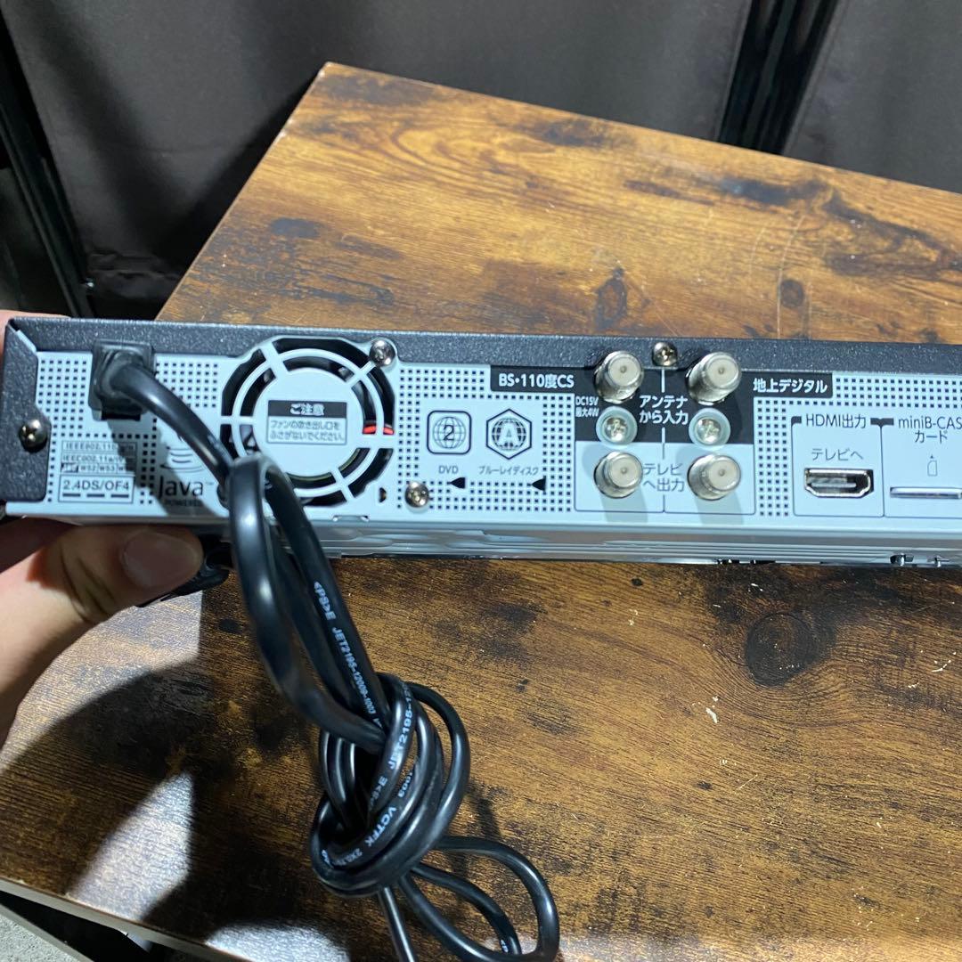 TOSHIBA REGZA DBR-T101 ブルーレイレコーダー 3チューナー