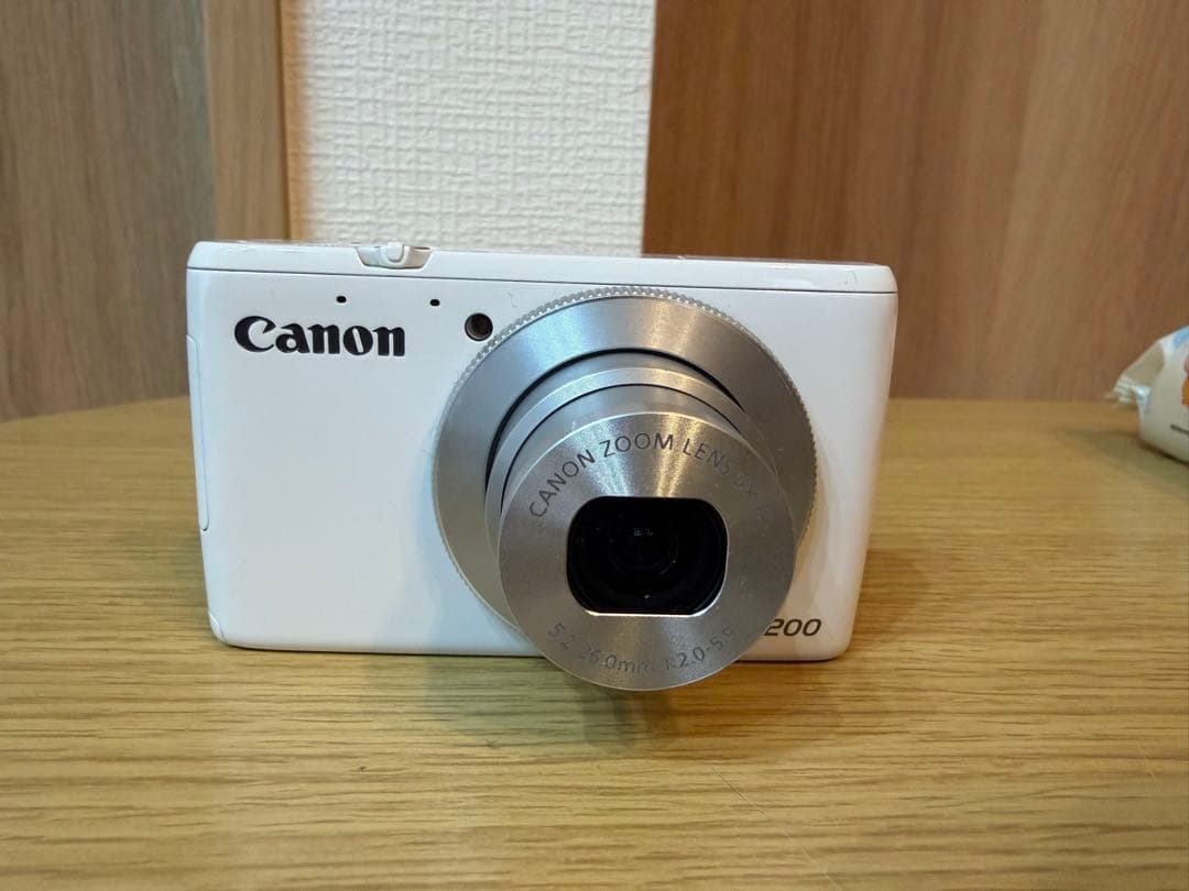 【完動品】Canon PowerShot S200 白　セブンイレブン記念品