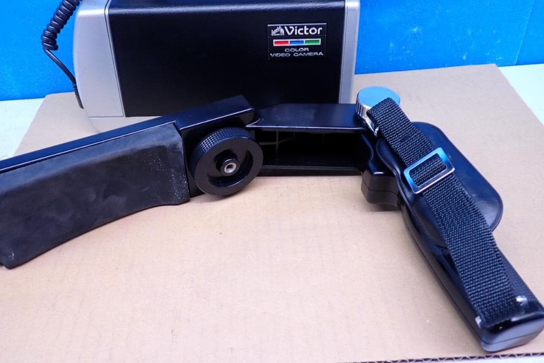M1267#Victor カラービデオカメラ CV-2004 本体 ケーブル付き