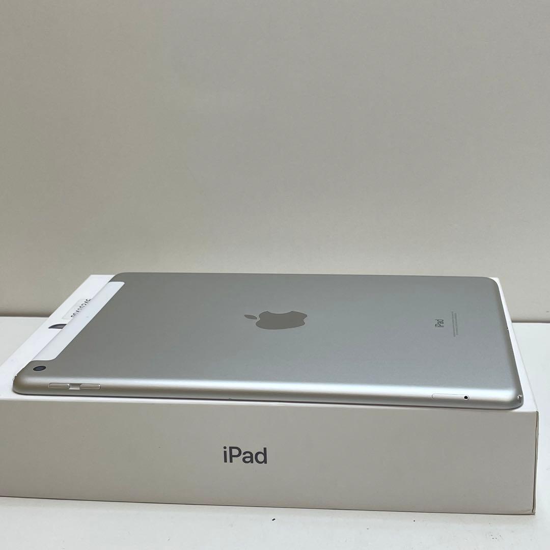 iPad 第6世代 128GB Wi-Fi + Cellular