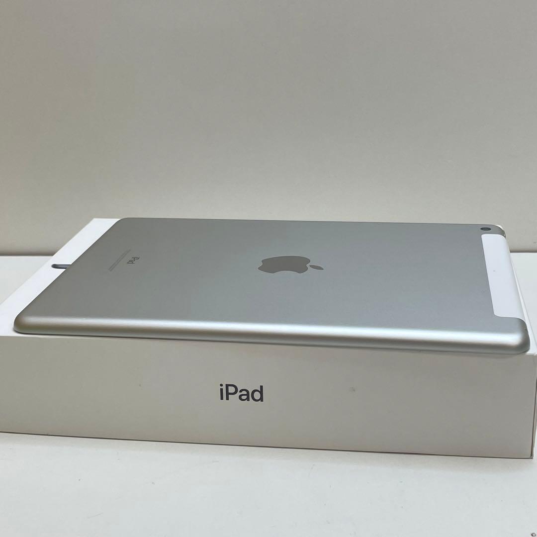 iPad 第6世代 128GB Wi-Fi + Cellular