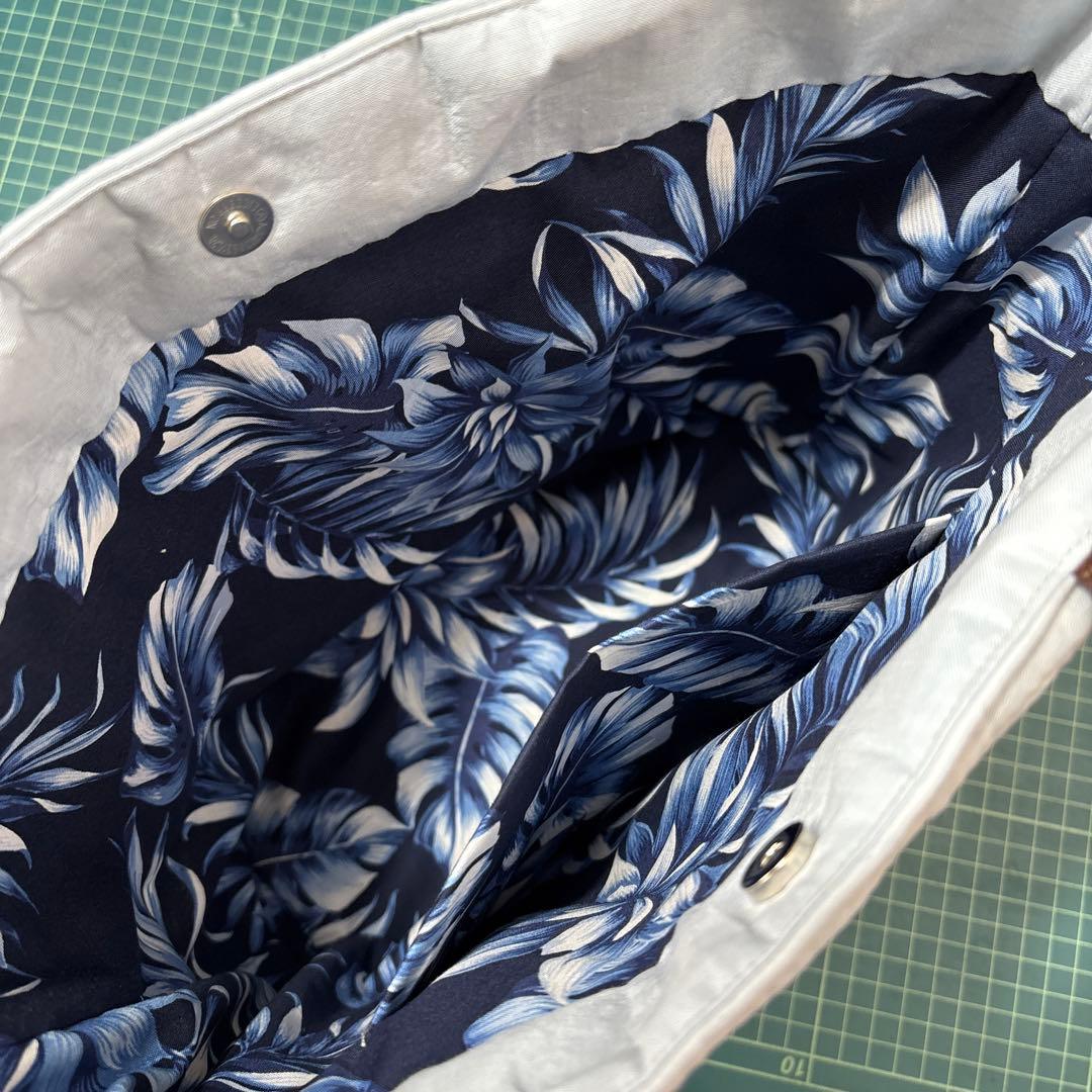 ハワイアンキルトトートバッグ　　　　　　　　バラ♡ アイスグレー