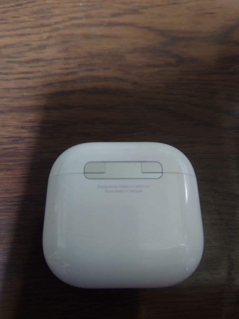 AirPods4(ノイキャン無し)本体のみ中古品