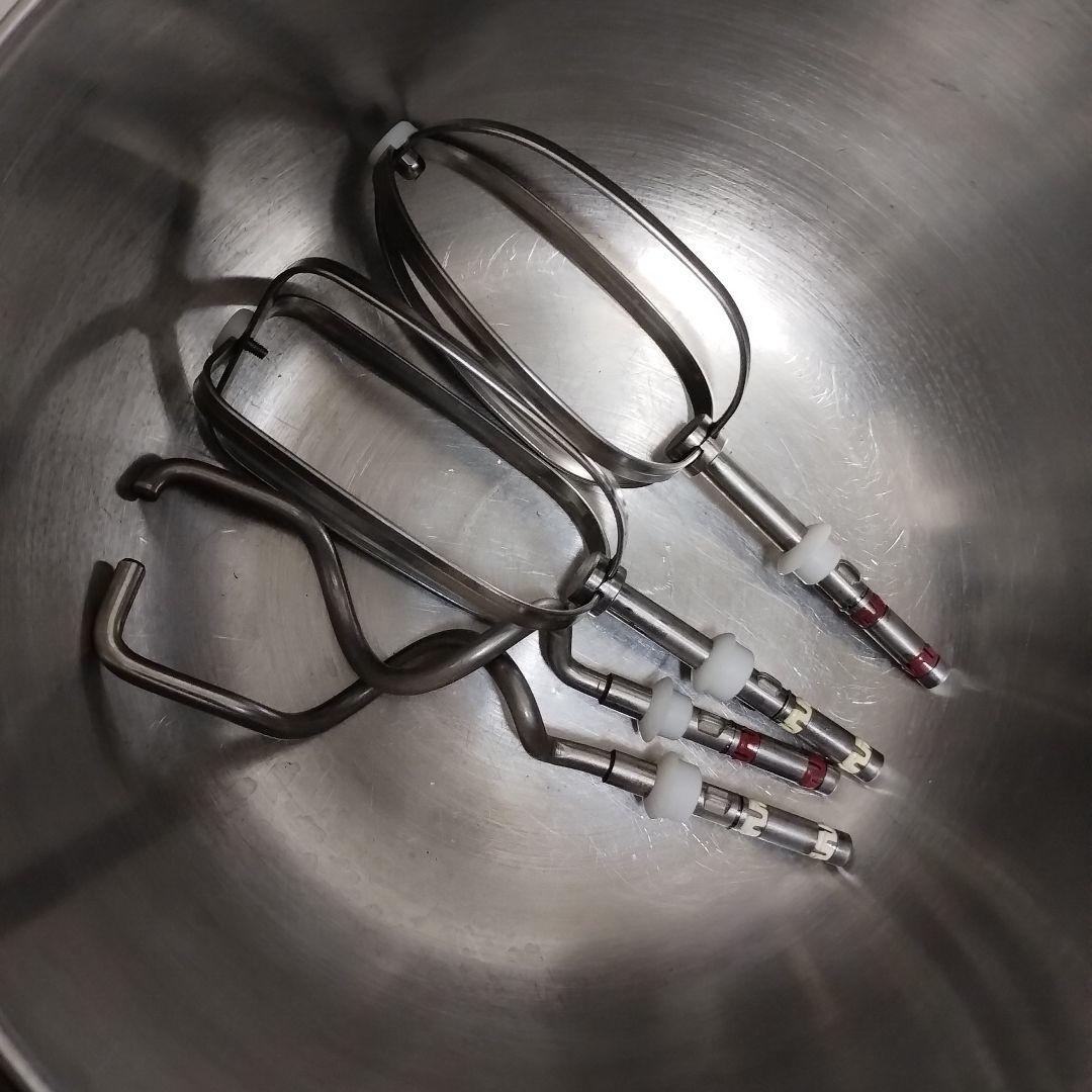 エレクトロラックス スタンドミキサー ESM945