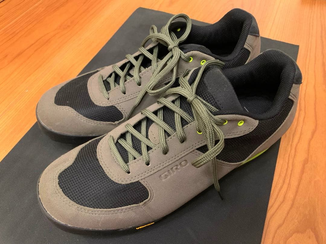 【美品】GIRO RUMBLE VR オリーブ/ブラック