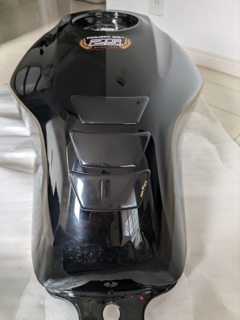 CB400SF タンク ブラックNC42