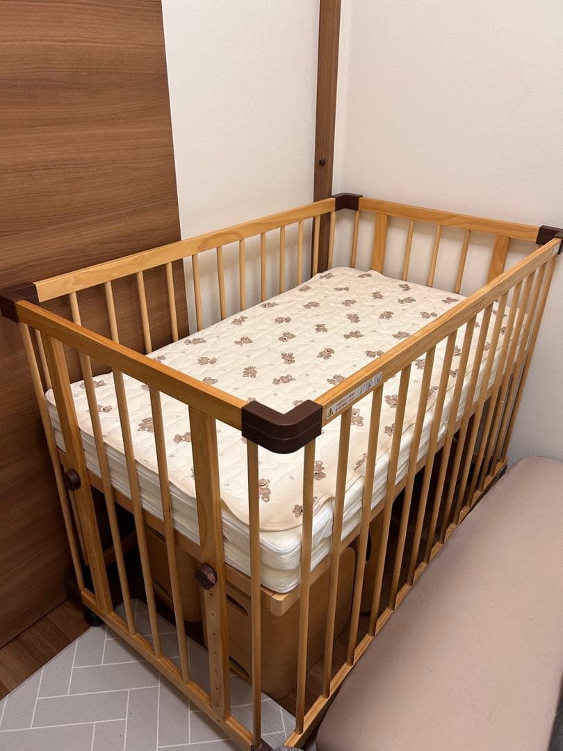 farska 木製ベビーベッド