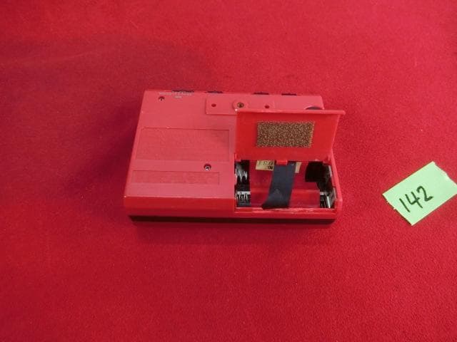 142：SONY　WM-F60　ソニー　カセットウォークマン　ジャンク