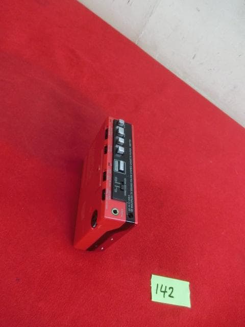 142：SONY　WM-F60　ソニー　カセットウォークマン　ジャンク