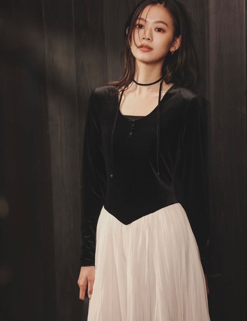 新品　anuans ベロアシフォンドッキングワンピース