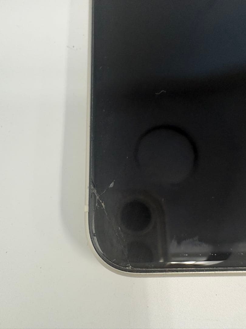 iPhone11 128GB ホワイト　バッテリー残量73%