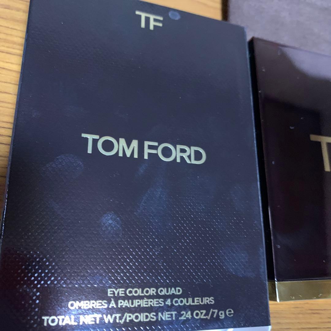 最終値下　TOM FORD トムフォードアイカラークォード メタリックモーブ