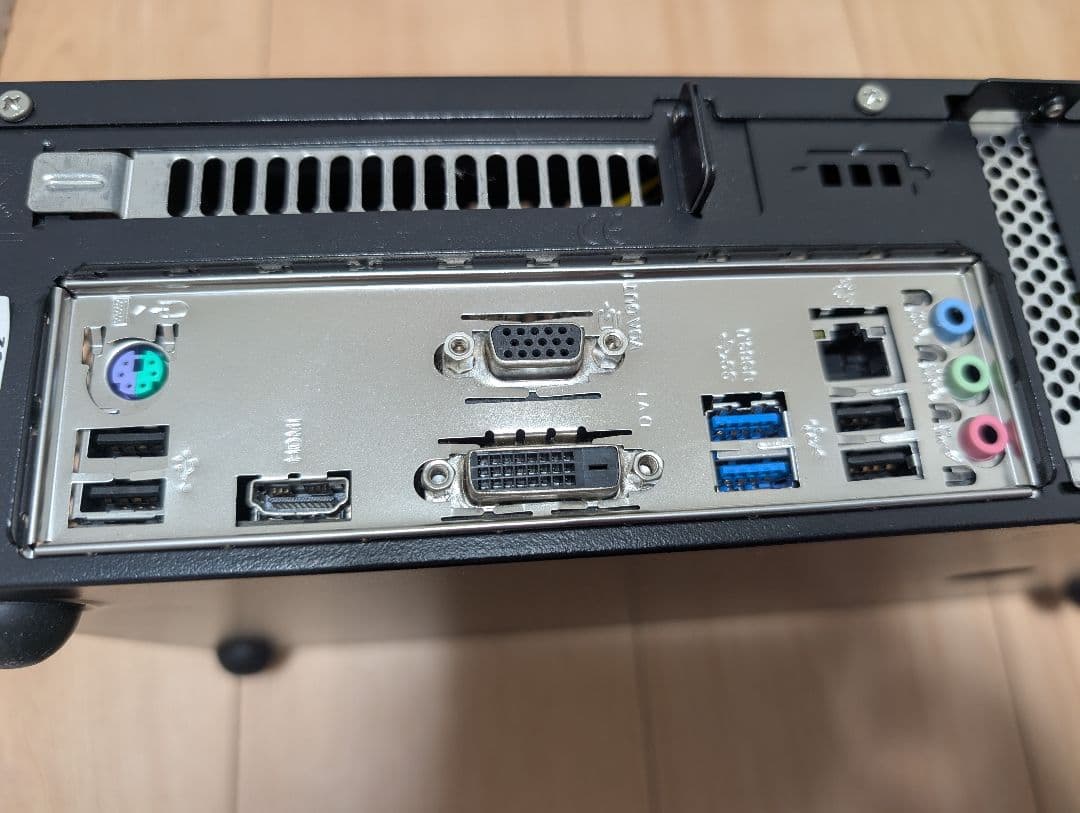 Windows 7 レンダーサーバー仕様PC