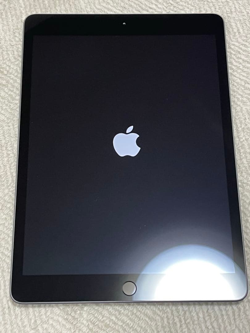 iPad 第7世代 128GB WiFiモデル スペースグレー