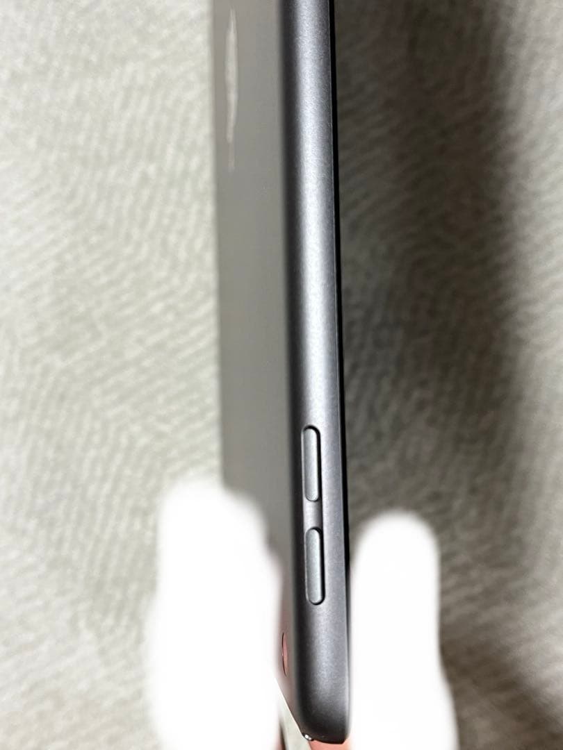 iPad 第7世代 128GB WiFiモデル スペースグレー