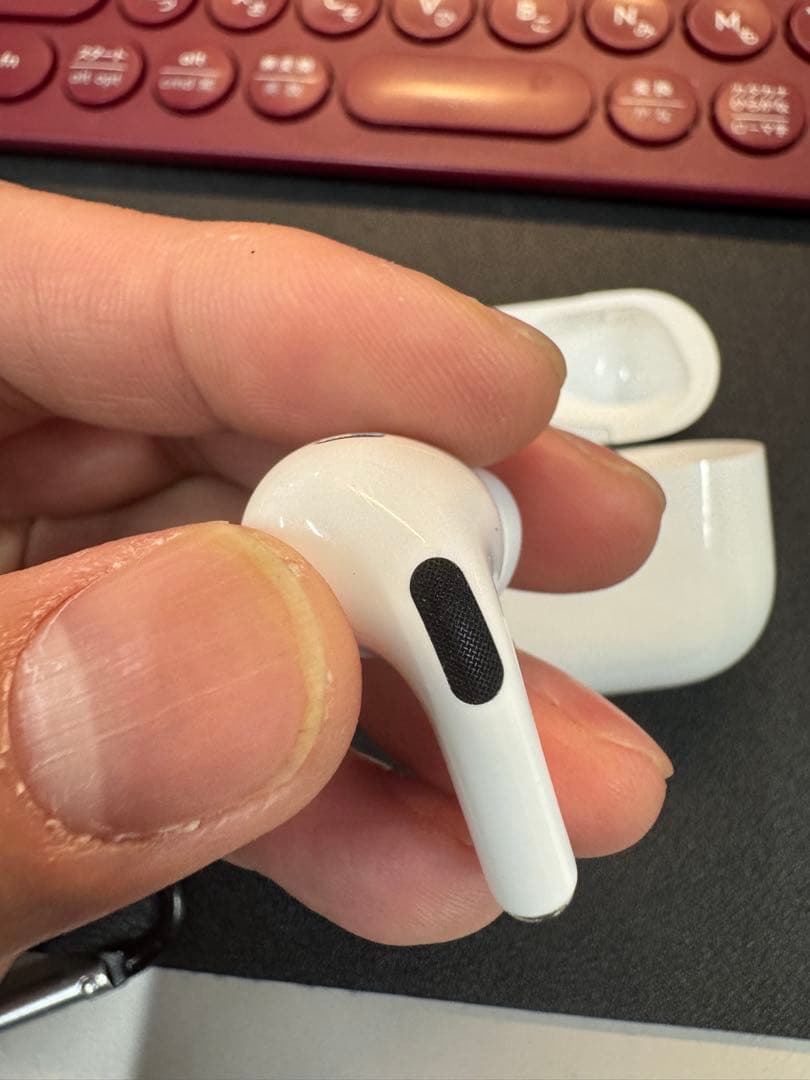 な*る様 AirPodsPro2 usb-C Apple純正 極美品 保護ケース