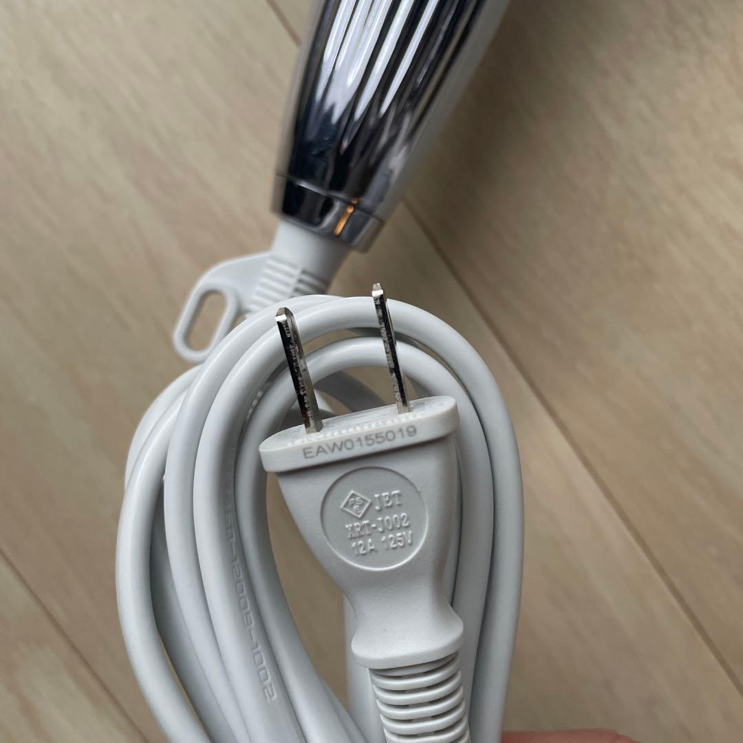 リファ　RE-AJ02A ヘアドライヤー ホワイト