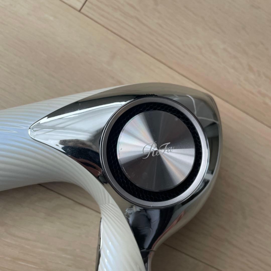 リファ　RE-AJ02A ヘアドライヤー ホワイト