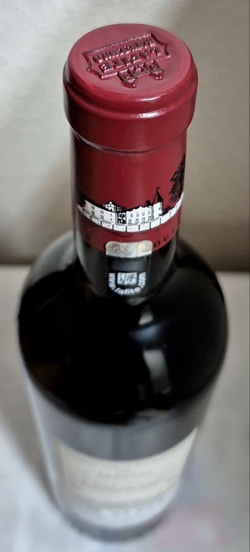 シャトー　ラフィット・ロートシルト　2021年　インポーター：ファインズ