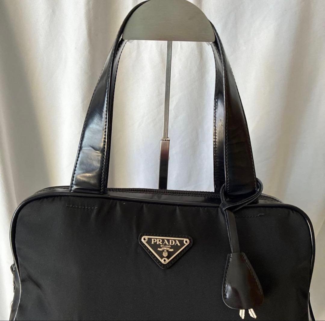 PRADA プラダ　トートバッグ　三角プレート　ブラック